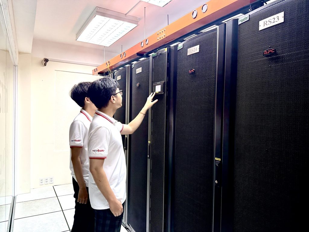 Data center trang chủ